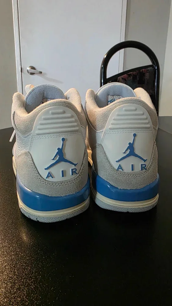Jordan 3 Retro UNC, Size 7Y