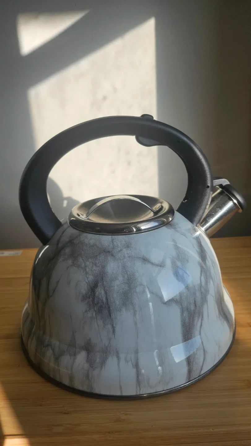 Marble Pattern Kettle