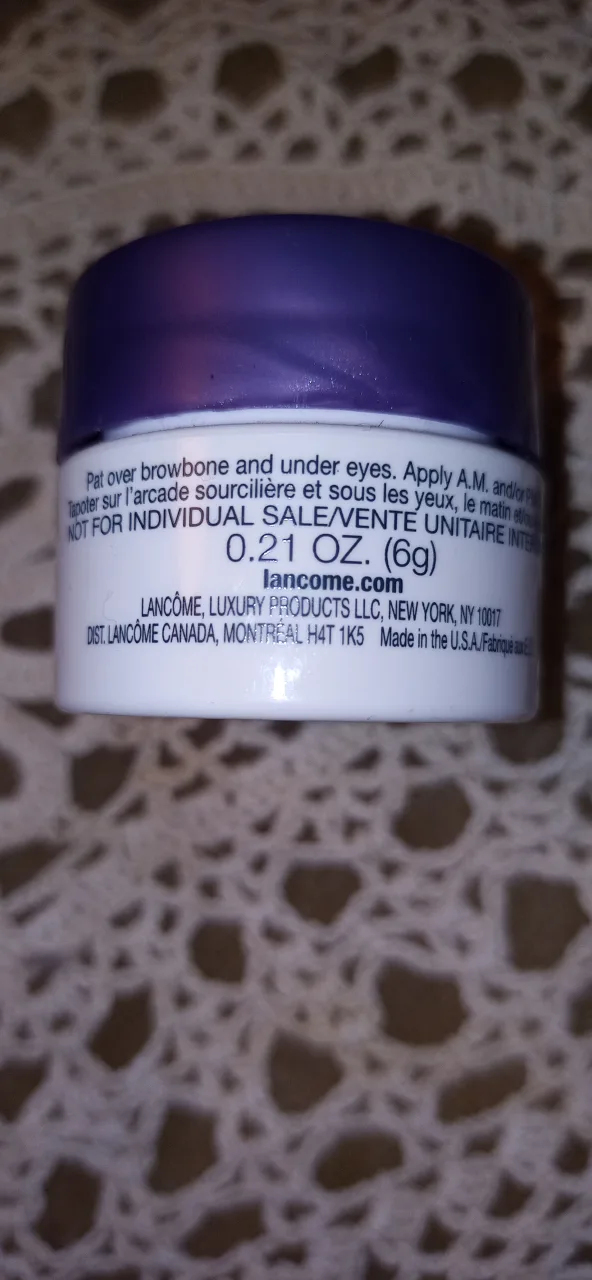 Lancôme Rénergie Micro-Lift Eye Cream image indicator(4)