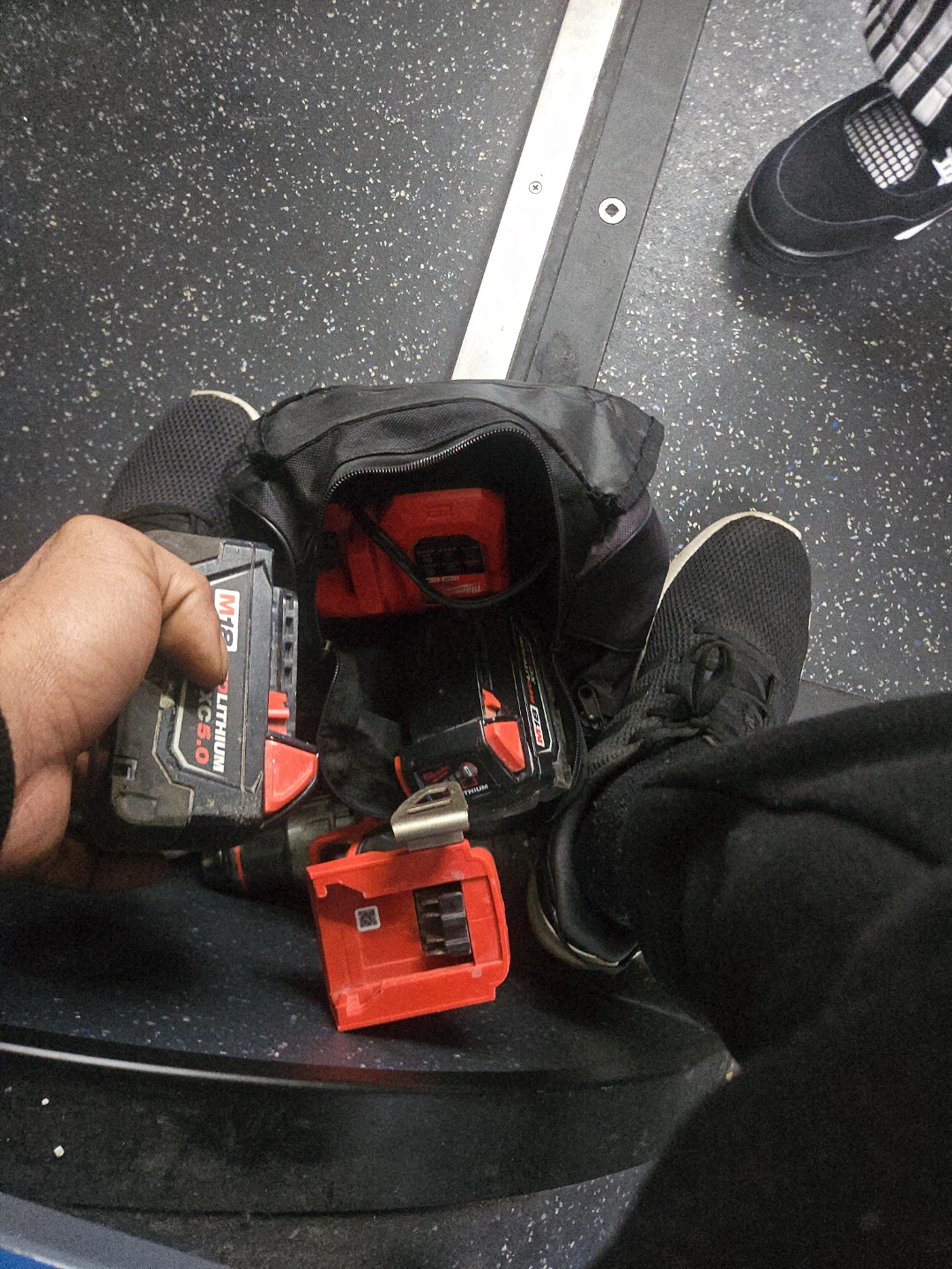 Milwaukee M18 FUEL Drill and REDLITHIUM XC5.0 Battery - photo 3