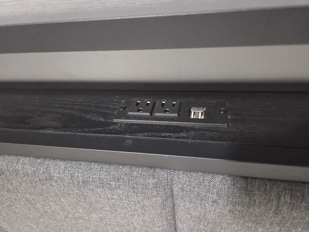 Queen Size Bed Frame with Mattress image indicator(4)