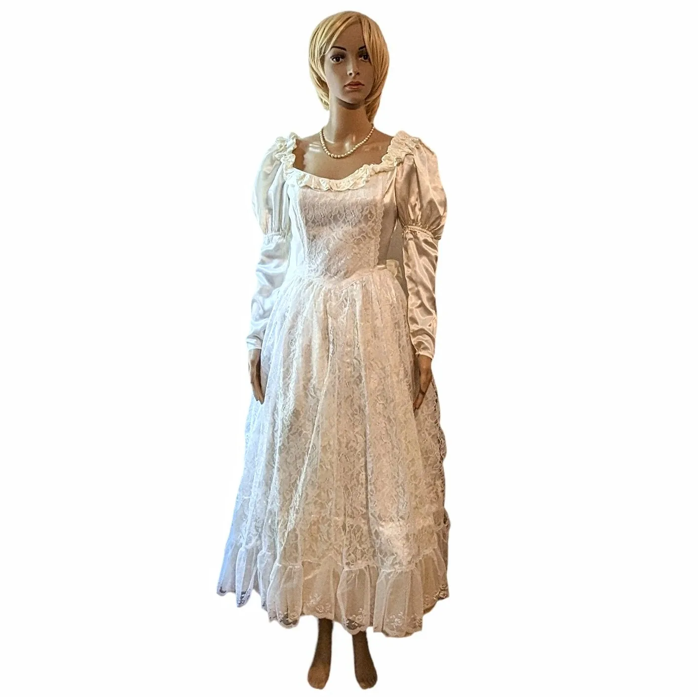 Vintage 70s 2/4 Boho Prairie Wedding Laura Ashley Dress