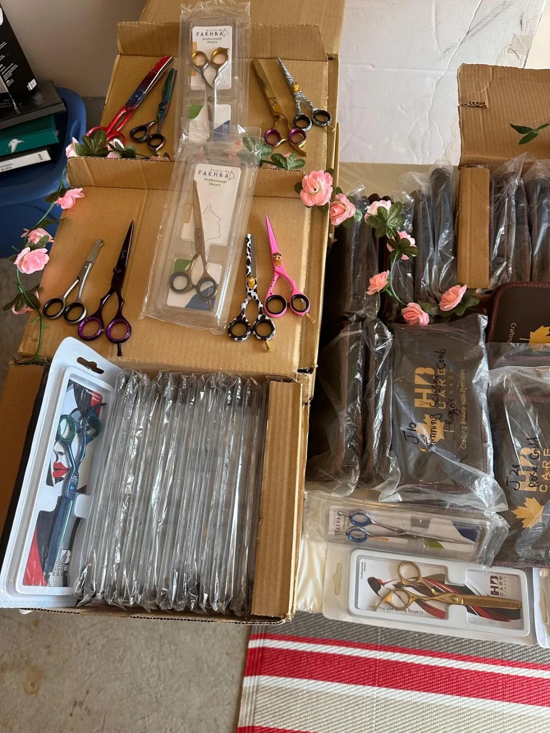 HB Care & Fakhra Pro Hairdressing Scissors Set image indicator(10)