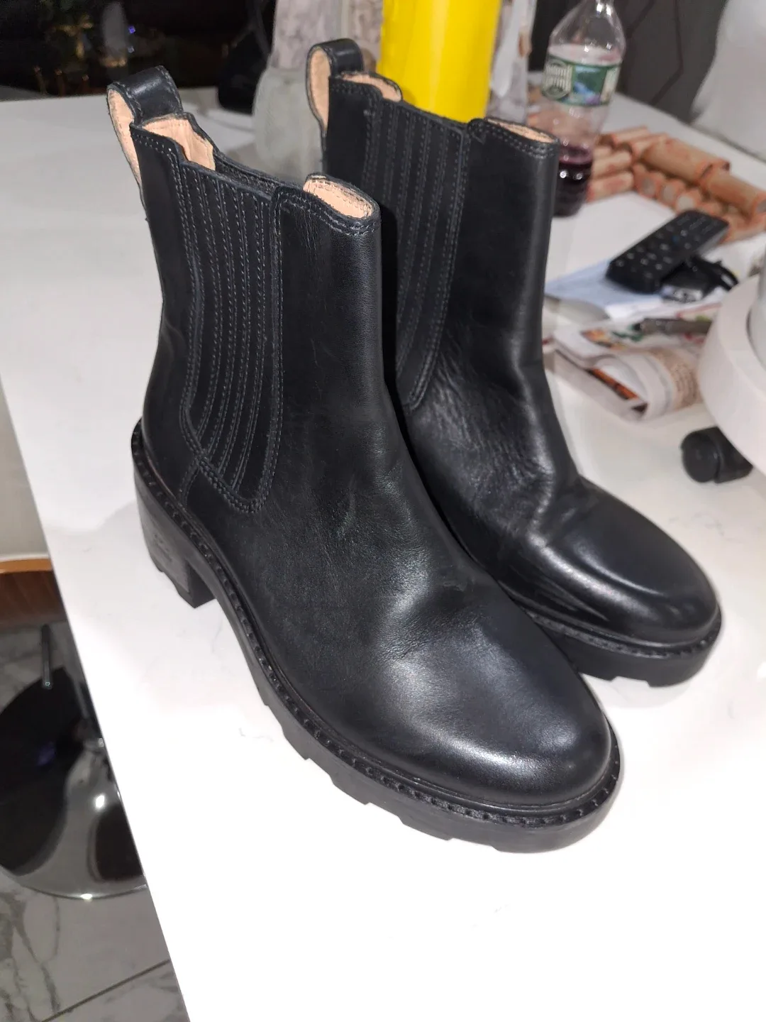 Black Leather Chelsea Boots image indicator(2)