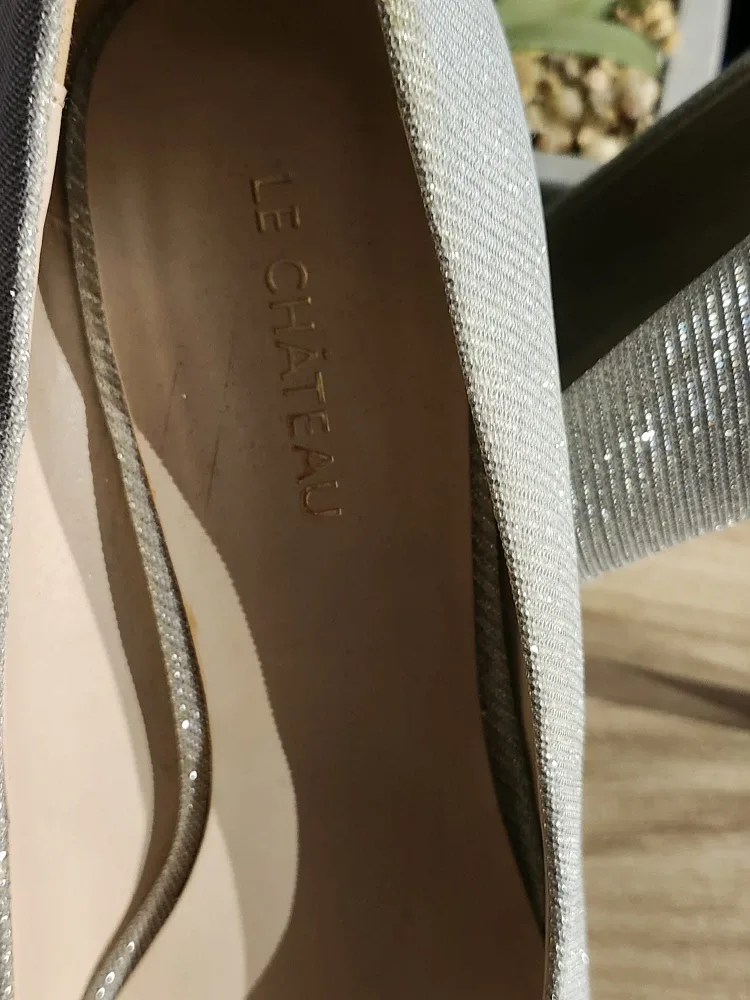 Le Chateau Silver Heels image indicator(3)