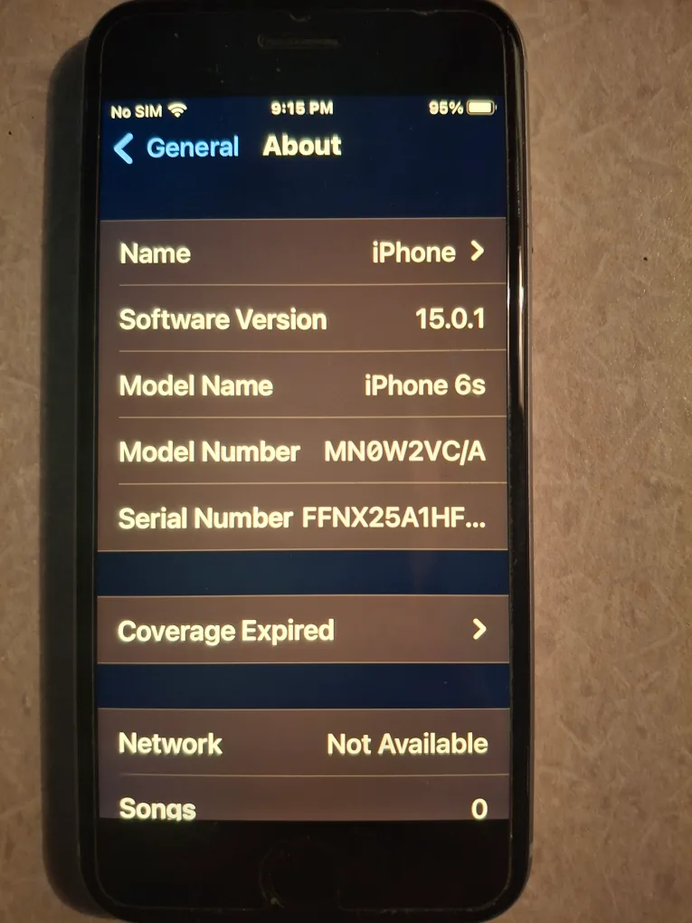 iPhone 6s with Box and Earphones image indicator(2)