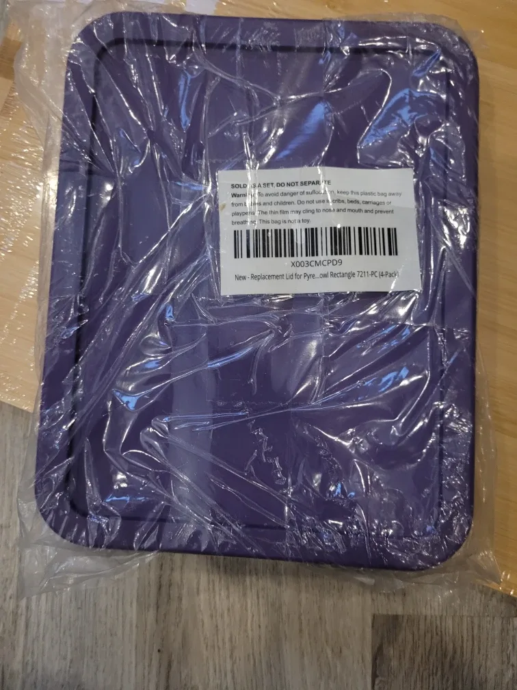 New Pyrex 7211-PC Rectangle Lid