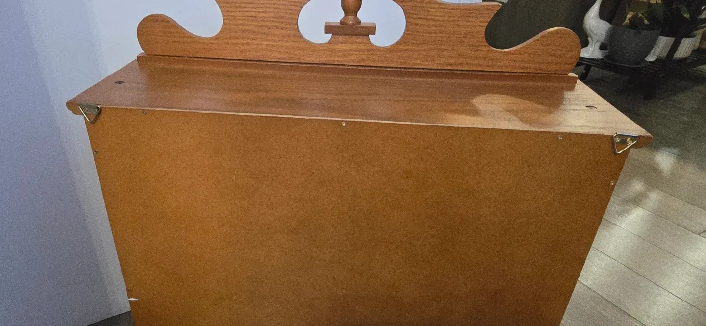 Wooden Display Cabinet with Glass Doors image indicator(7)