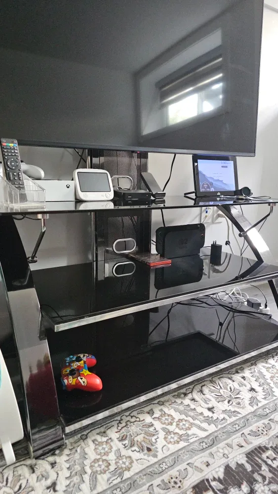 LG 55" QNED85 4K Smart TV with glass stand image indicator(7)