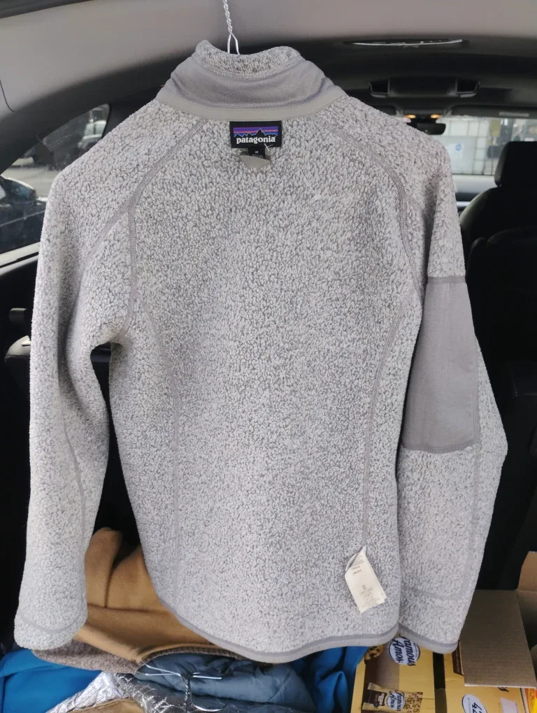 Patagonia Better Sweater 1/4 Zip Fleece - Size M image indicator(5)