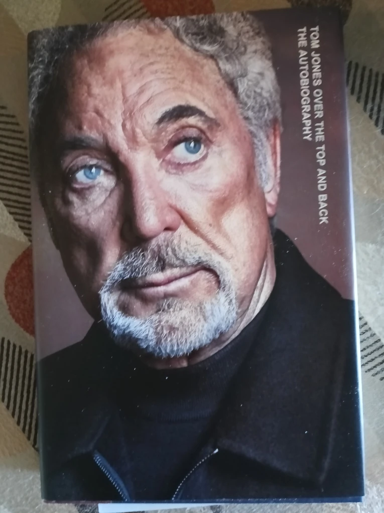 Tom Jones Autobiography: Over the Top and Back
