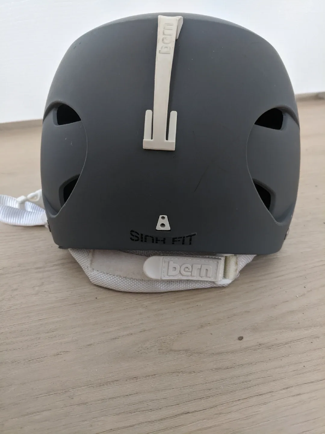 Bern Grey  Helmet image indicator(3)