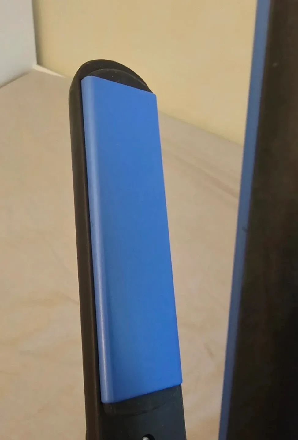 Professional Tourmaline Iron - Hair Straightener image indicator(2)