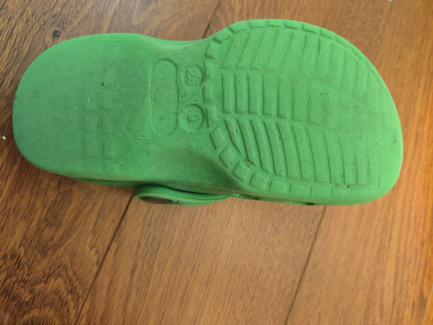 Green Crocs Kids Size 9 - photo 2
