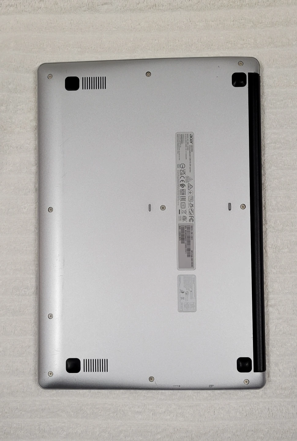 Acer Chromebook Silver Laptop - photo 3