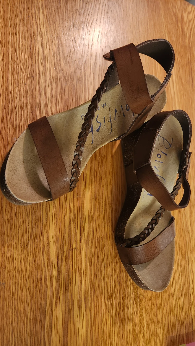 Blowfish Malibu Brown Wedge Sandals Size 9