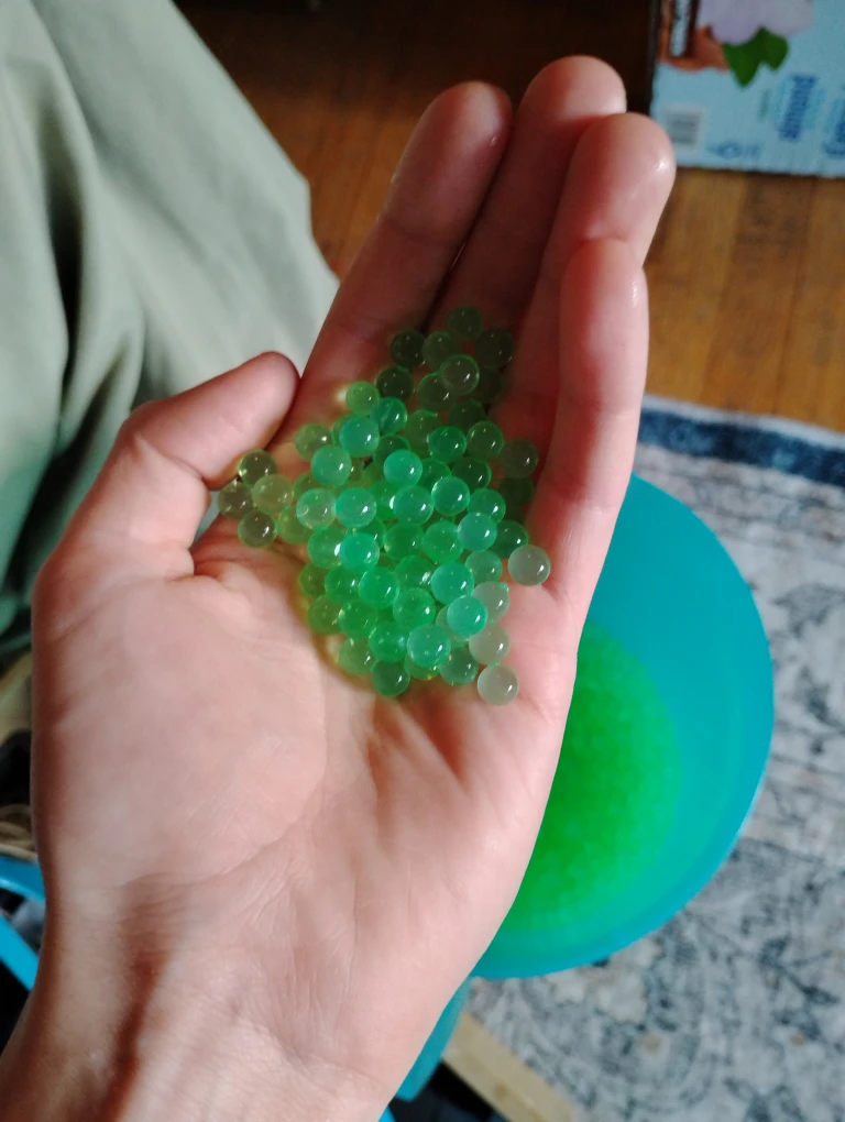 Green Water Beads