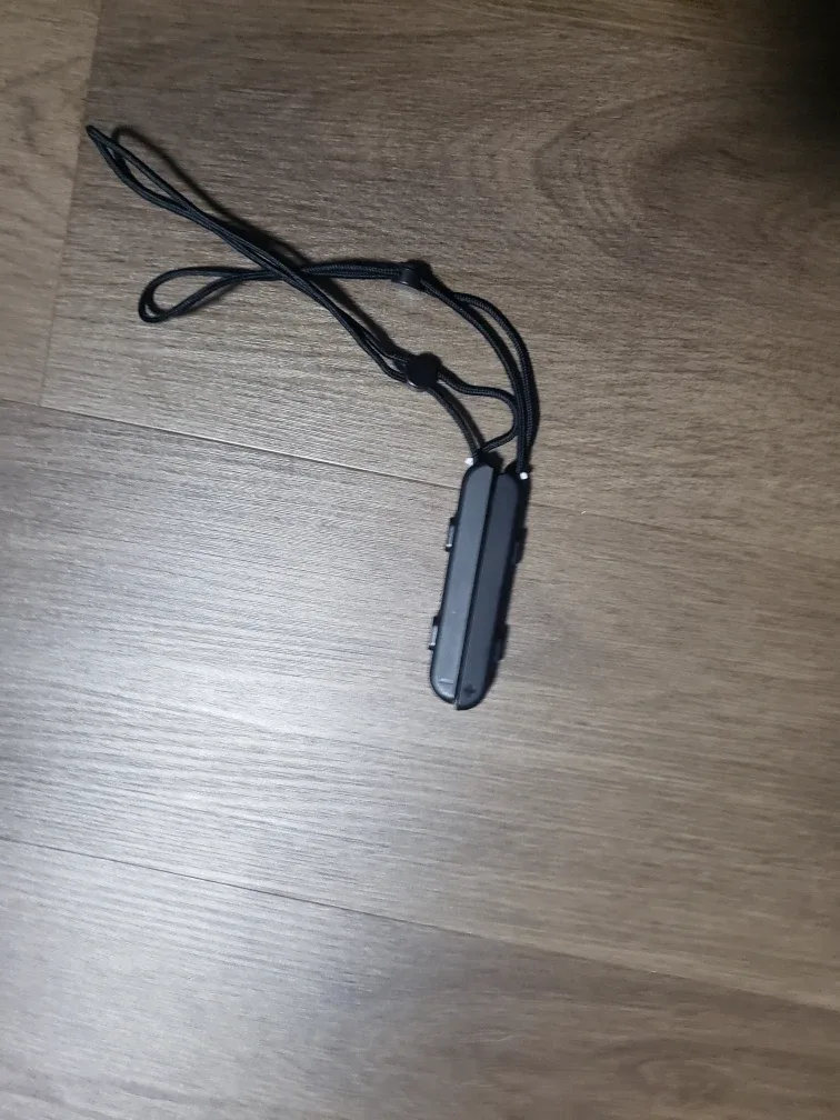 Nintendo Switch Console with 2 games image indicator(3)