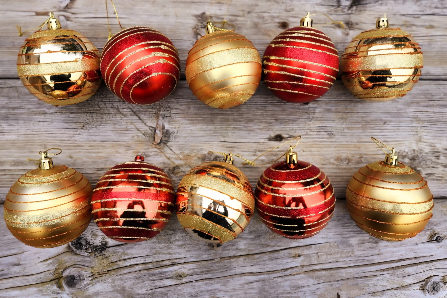 Red & gold striped holiday ornaments. Pick up in Kitchener, $10