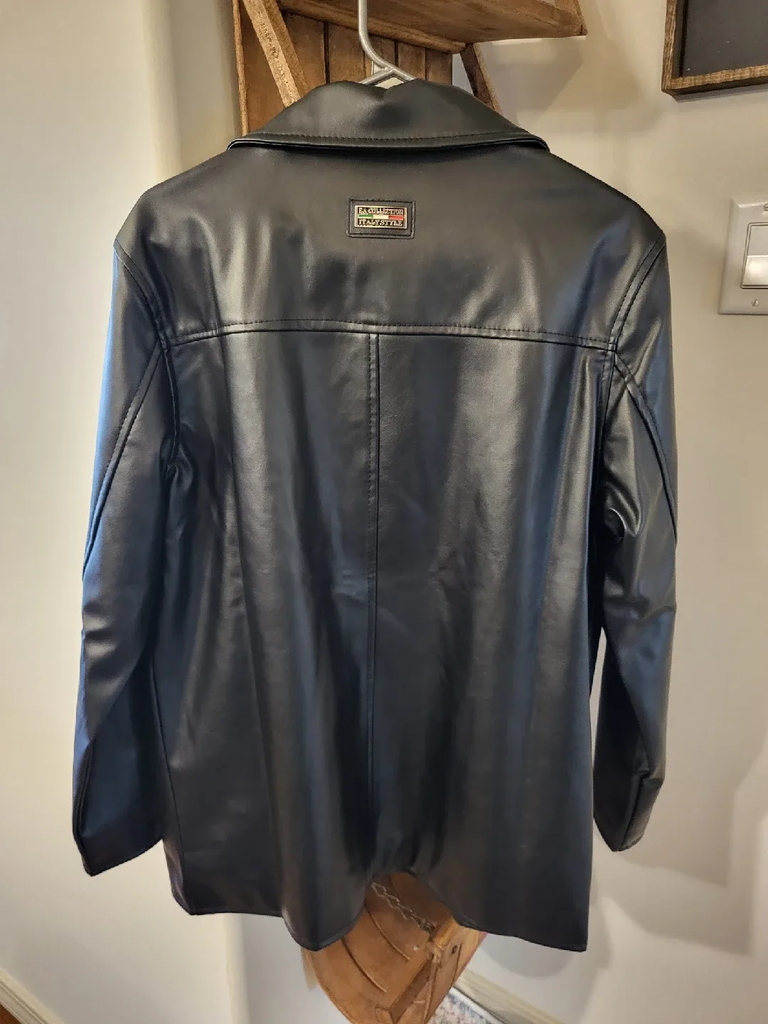E.A. Collection Italy Style Black Leather Jacket image indicator(2)