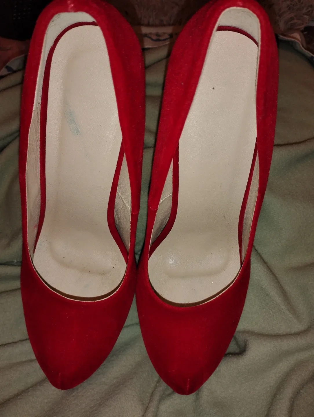Red Platform Heels image indicator(2)