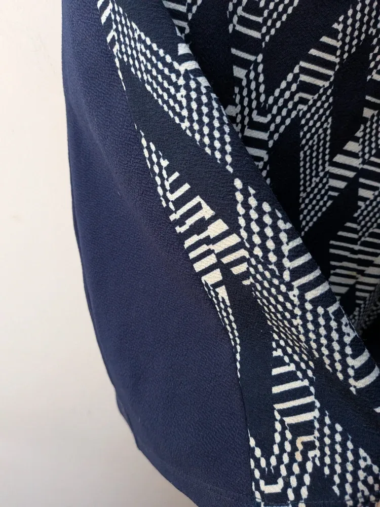 Patterned Navy Skirt image indicator(4)