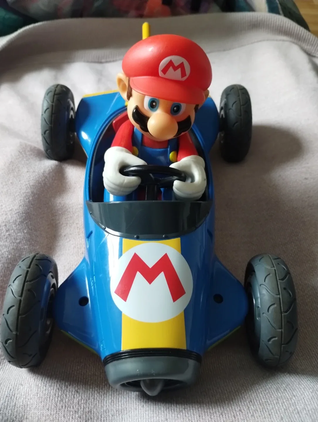 Mario Kart Ride-On Racer ( NO CONTROL) thumbnail