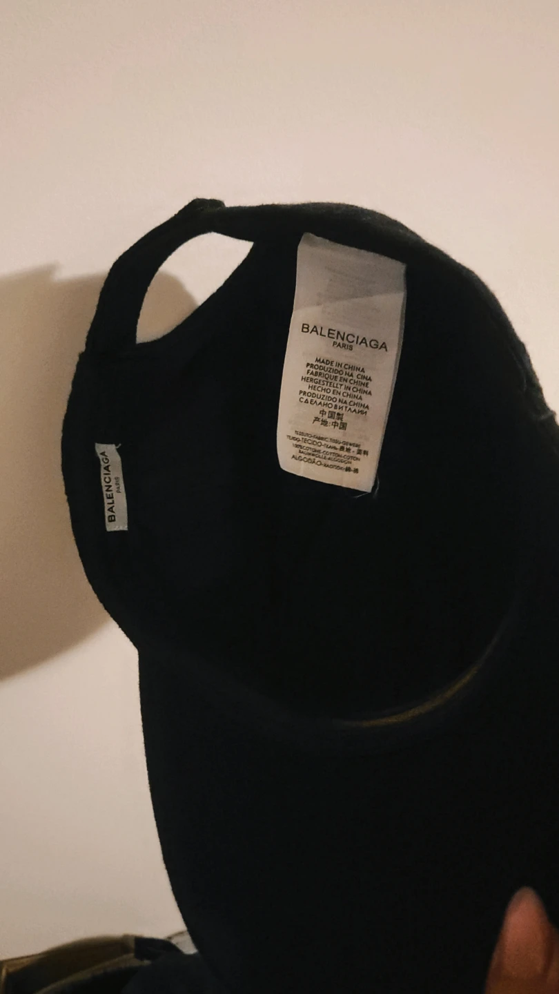 Black Balenciaga Baseball hat - photo 2