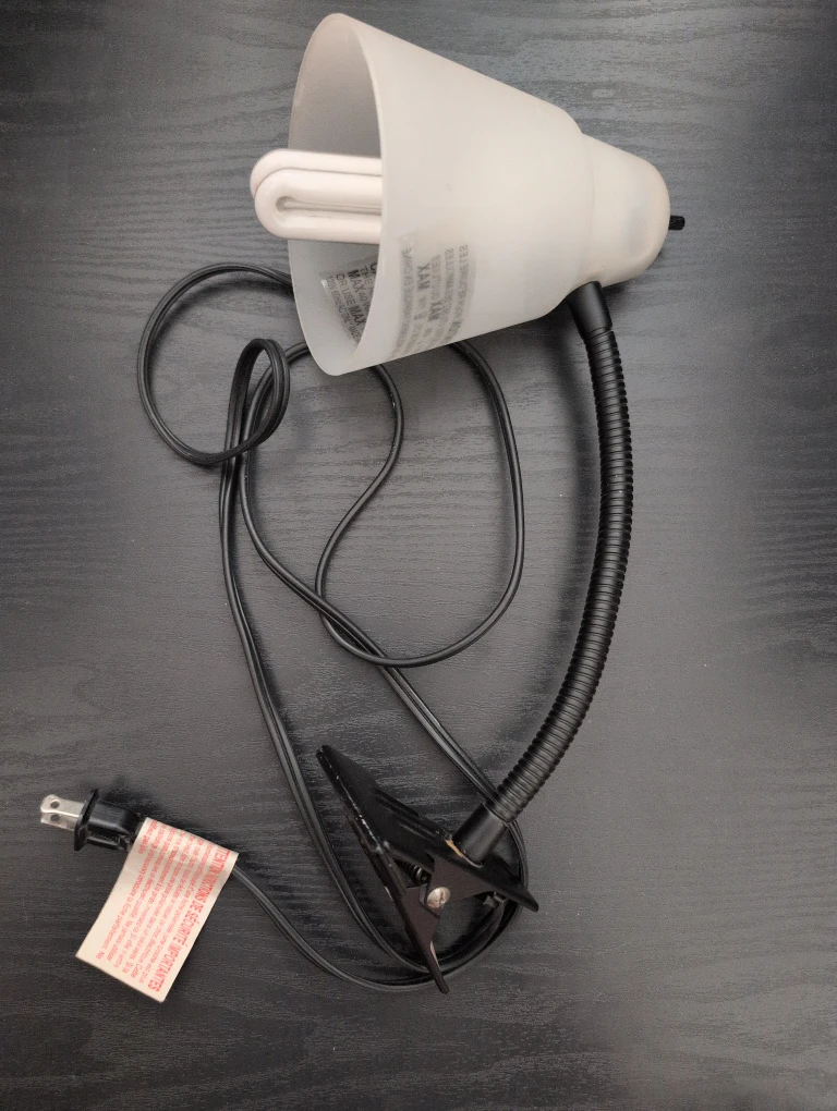 Clip-on Desk Lamp