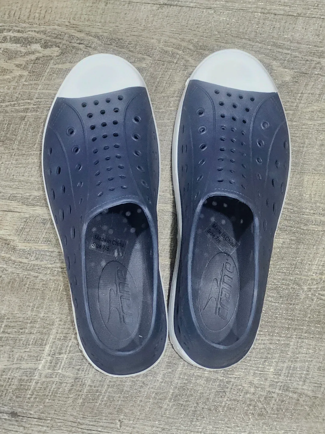 Club Room Blue Clogs & Crane Navy/White Slip-Ons thumbnail