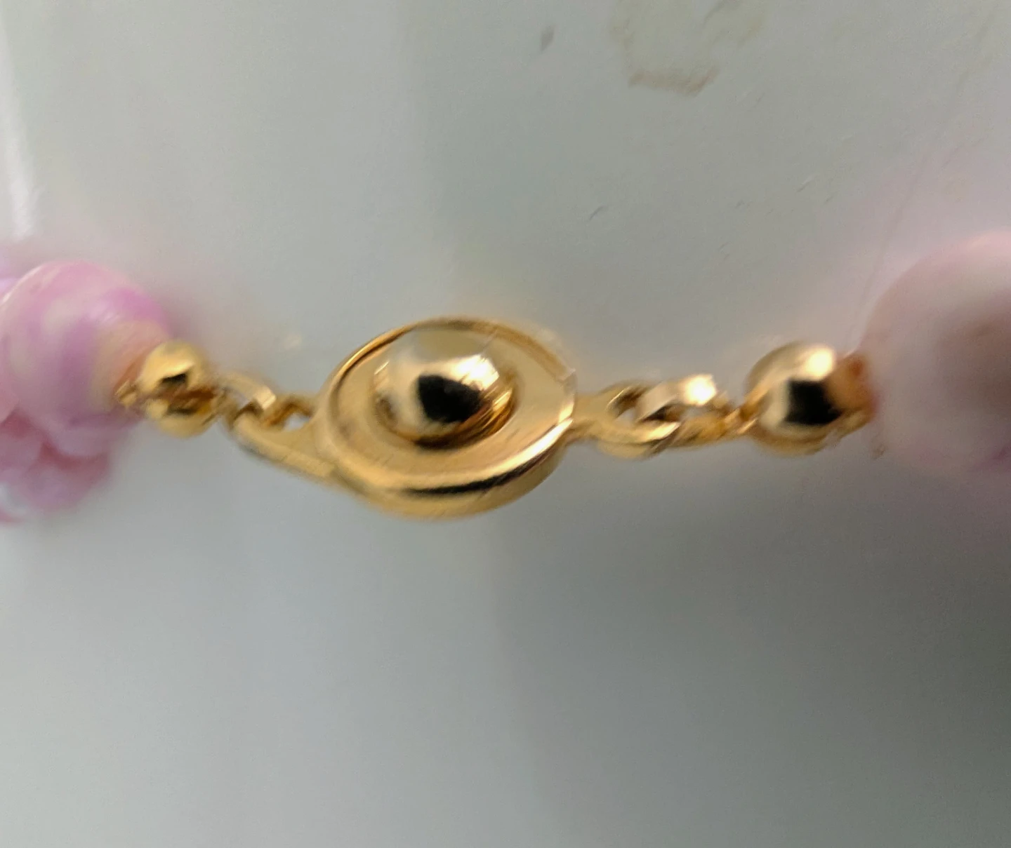 Pink necklace 6 strands of glass beads with shell cluster - photo 2