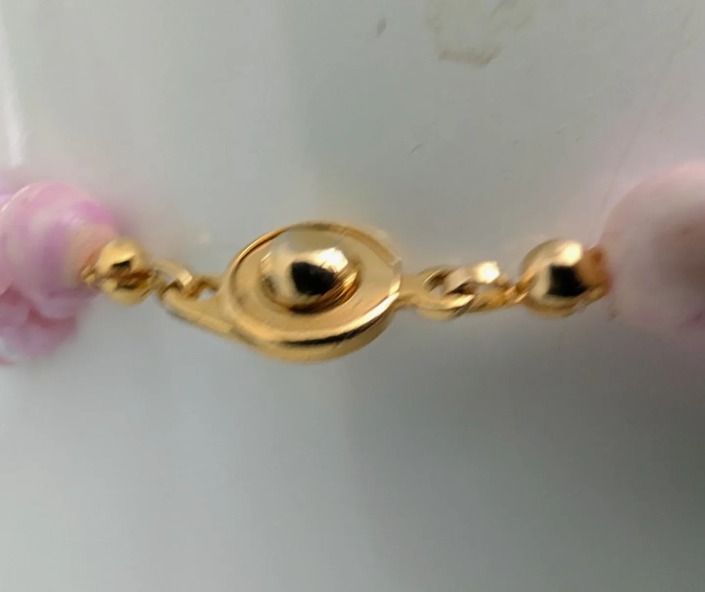 Pink necklace 6 strands of glass beads with shell cluster image indicator(2)