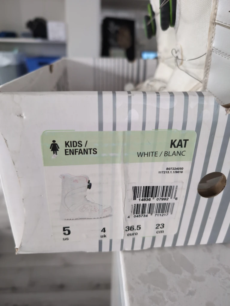 K2 Kat Kids' Snowboard Boots - White, Size 5 US