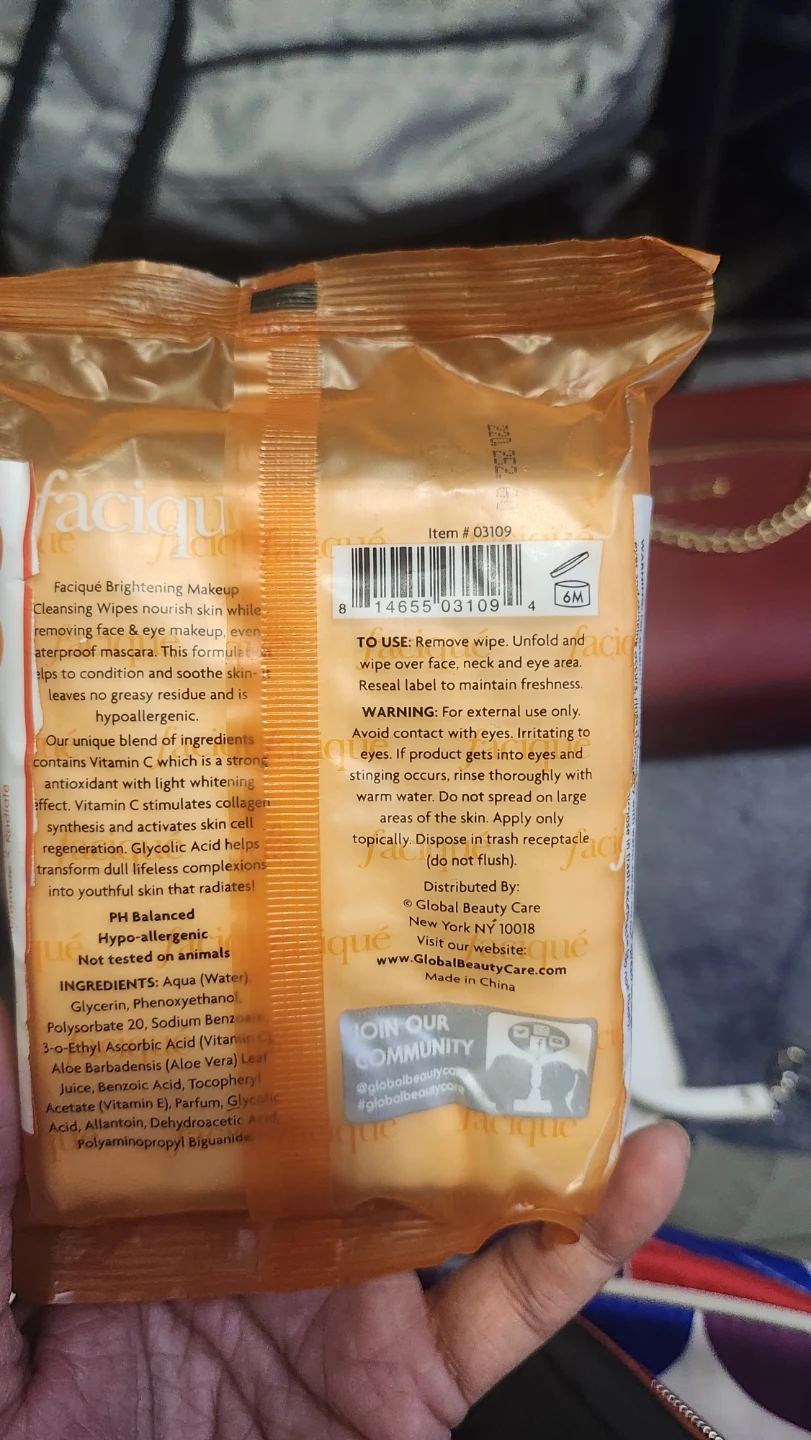 Facique Brightening Makeup Cleansing Wipes - photo 5
