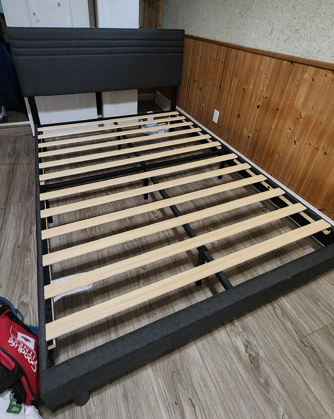 Upholstered Full size bed frame