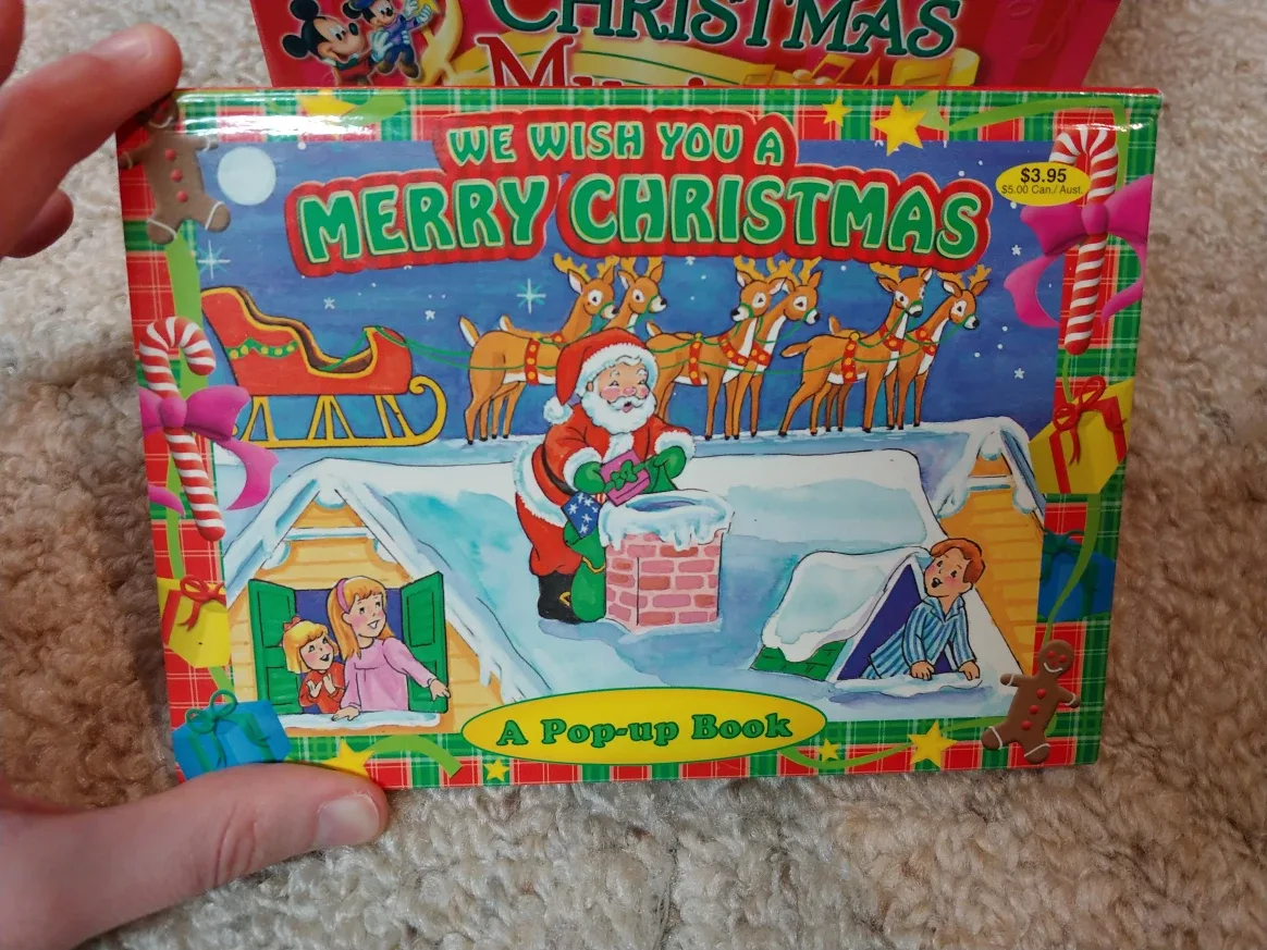 Disney Christmas Book Box with 6 Books + Pop Up Book image indicator(5)