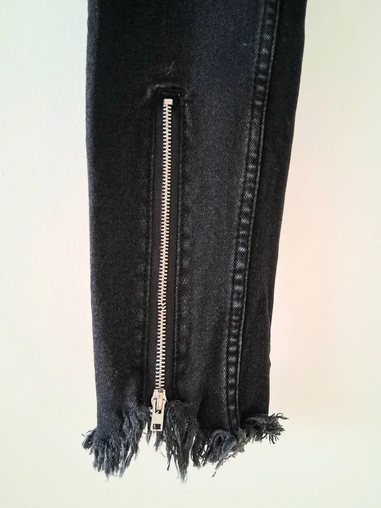 Zipper Detail Jeans Women Sz 24 image indicator(4)
