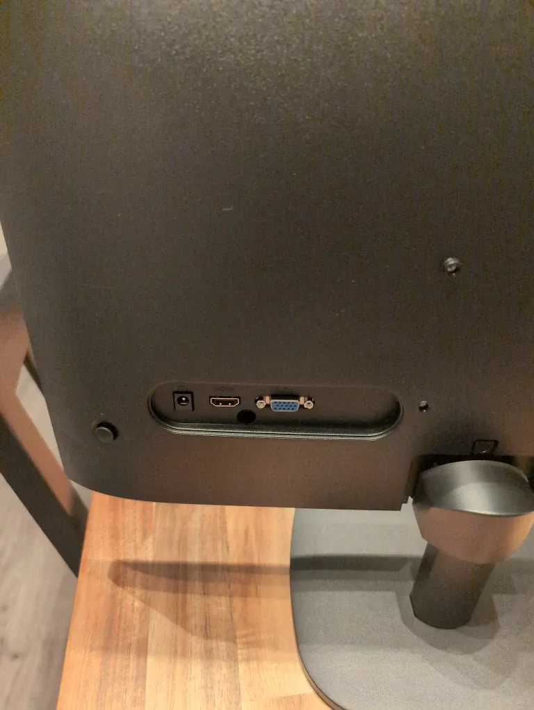 onn. 22" Monitor - Model 100140681 image indicator(3)