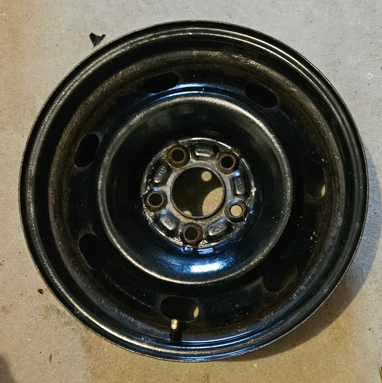 4 Steel rims 5 x 114.3 / 16 inch x 6.5 inch with a 40 Offset