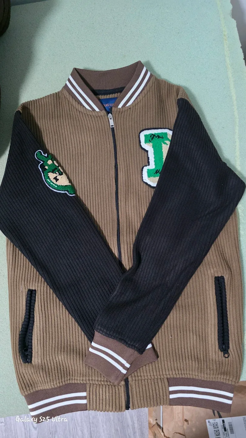 Louis Vuitton Bugs Bunny Varsity Jacket image indicator(3)