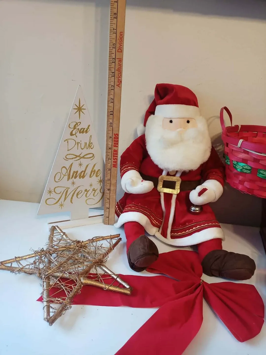 Christmas Decorations Lot image indicator(6)