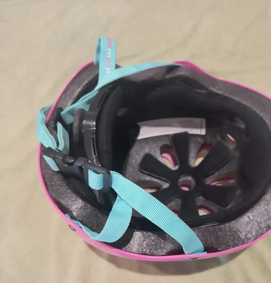 LIL RIDER Pink Helmet with Pegasus image indicator(6)