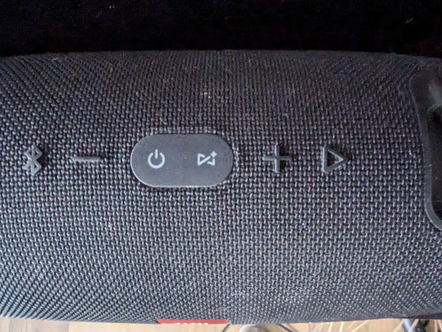 JBL Xtreme 2 Portable Bluetooth Speaker - Grey image indicator(2)