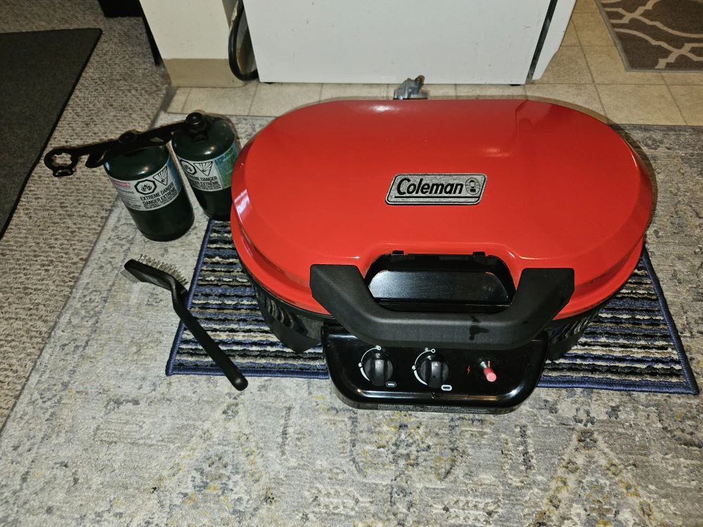 Coleman Grill + 2 full propane tanks + Brush
