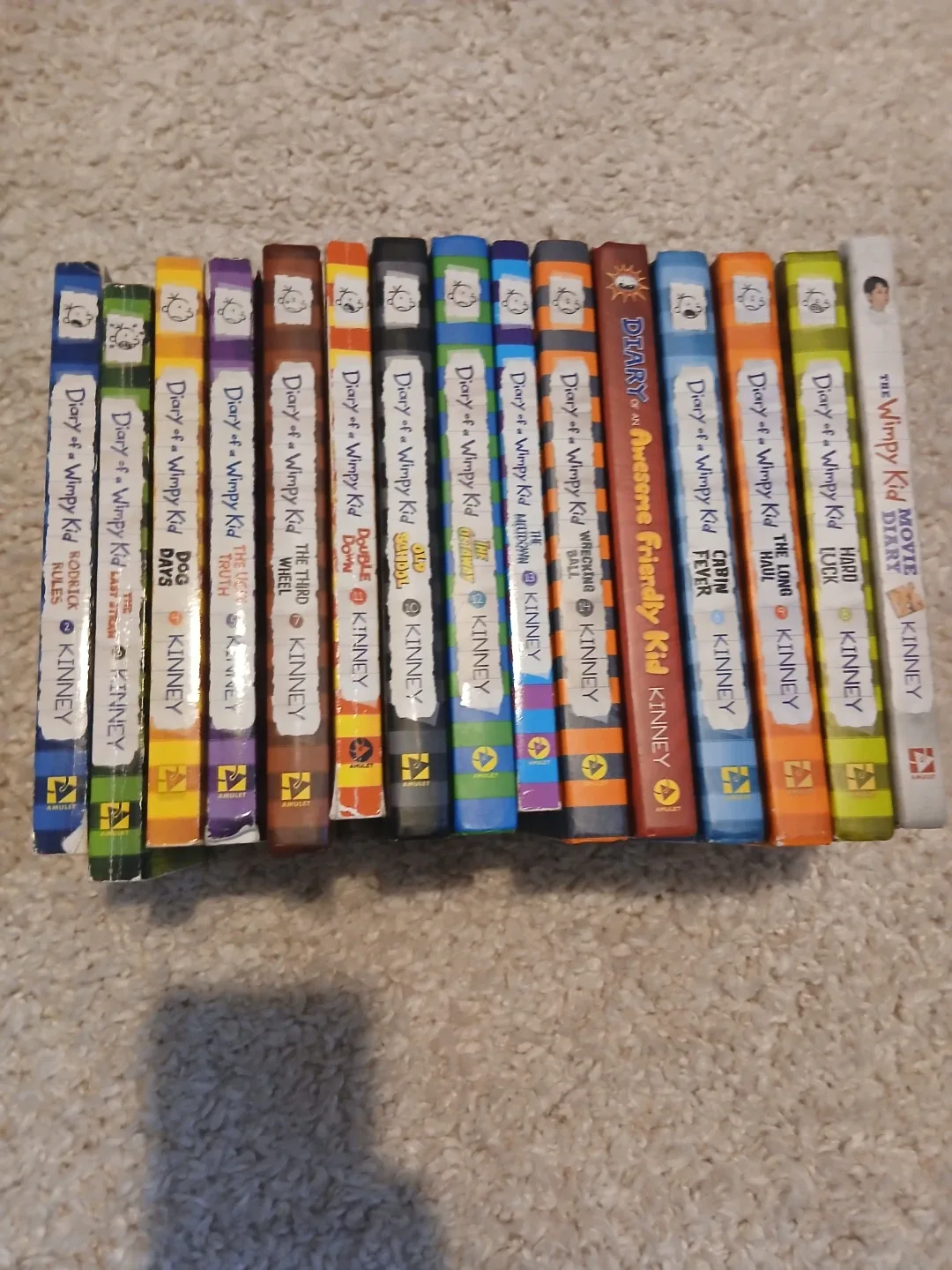 Diary of a Wimpy Kid Book Set by Jeff Kinney image indicator(2)