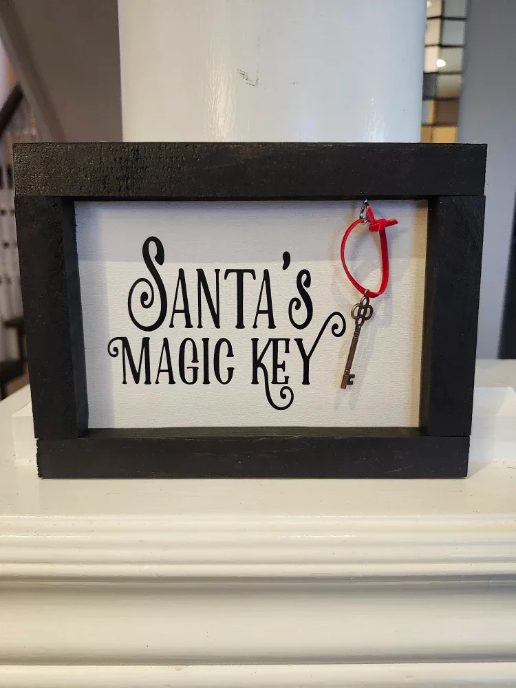 Santa's Magic Key - Home Decor