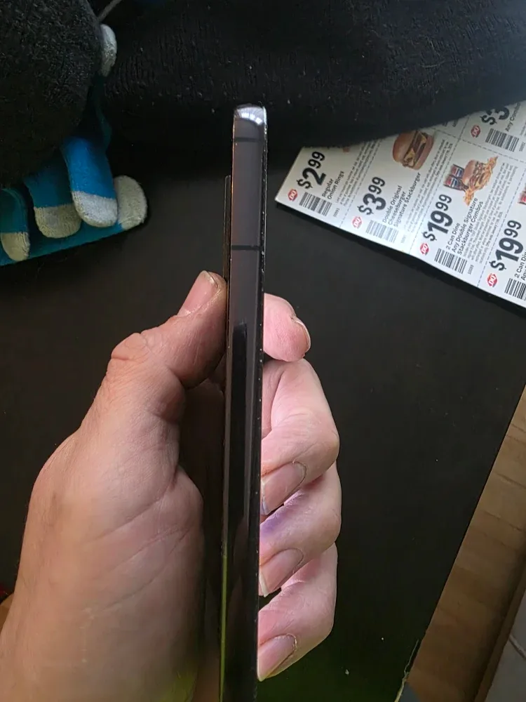 Samsung Galaxy S22 Black image indicator(3)