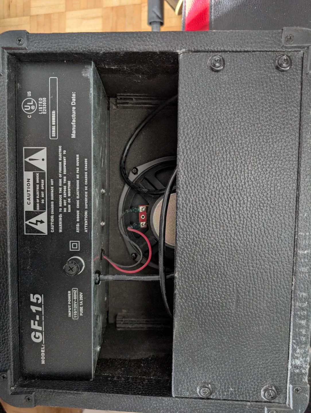 Academy Electric Guitar & GF-15 Amp BRAND NEW image indicator(5)