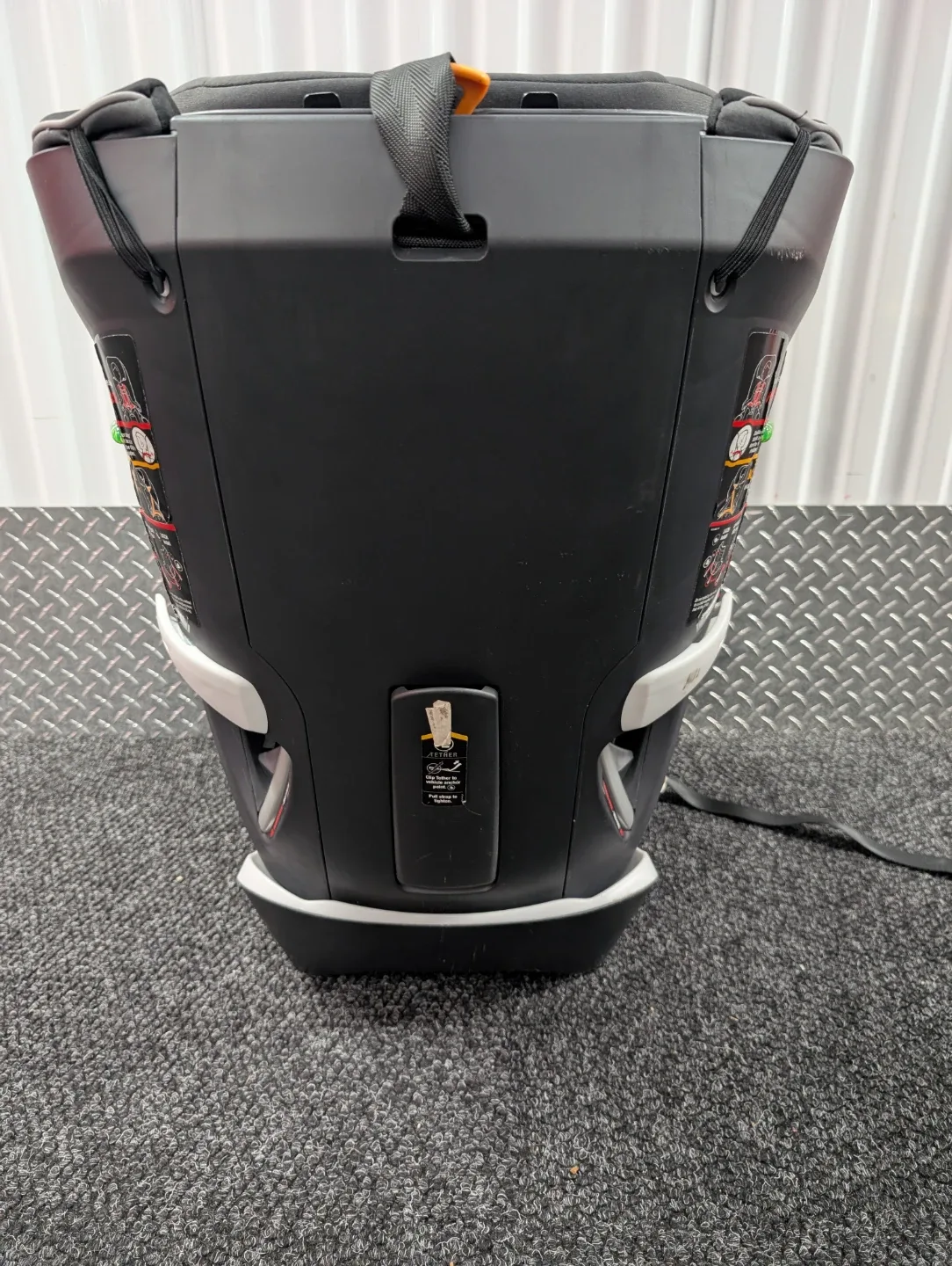 Chicco MyFit Harness + Booster Car Seat image indicator(2)