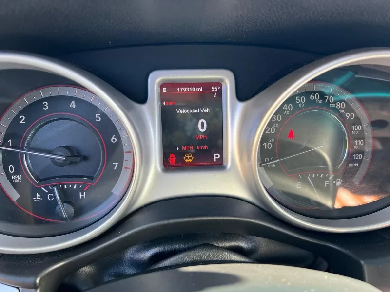 Dodge Journey image indicator(4)